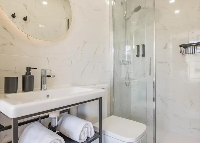 Albertina Carlos Alberto By Aspasios Oporto