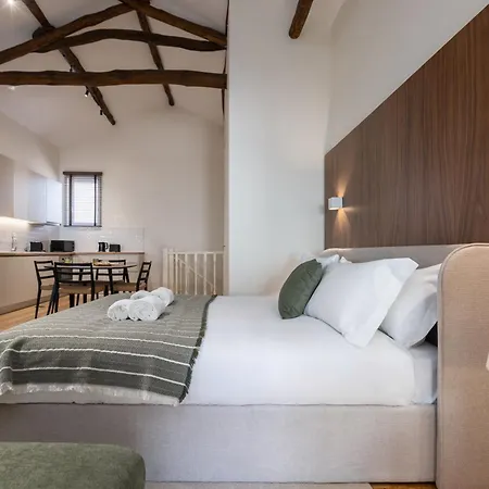 Albertina Carlos Alberto By Aspasios * פורטו