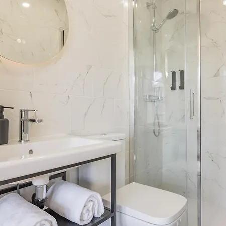 Albertina Carlos Alberto By Aspasios Porto