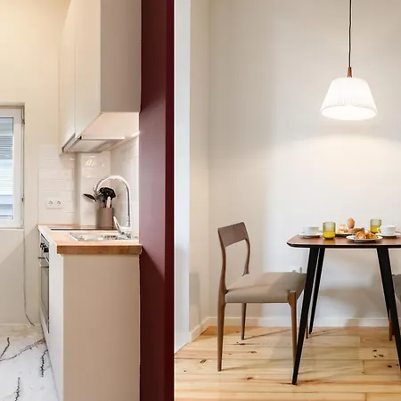 Albertina Carlos Alberto By Aspasios * Porto