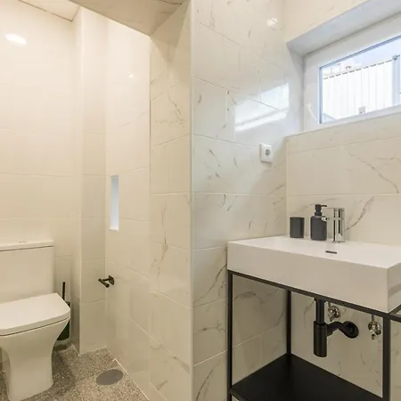 Albertina Carlos Alberto By Aspasios * פורטו