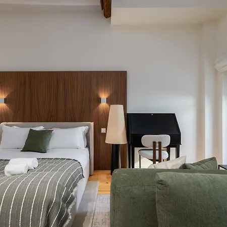 Albertina Carlos Alberto By Aspasios *