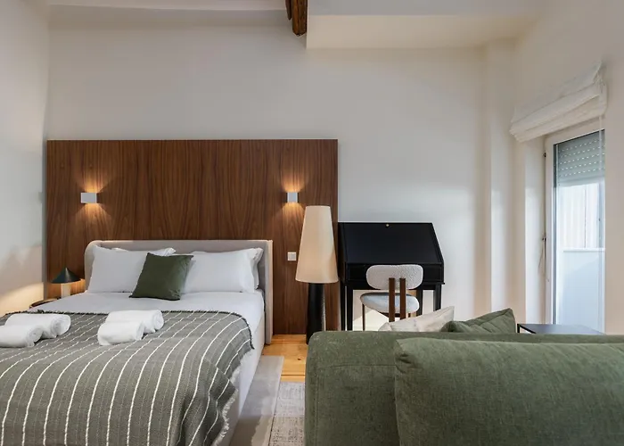 Albertina Carlos Alberto By Aspasios *